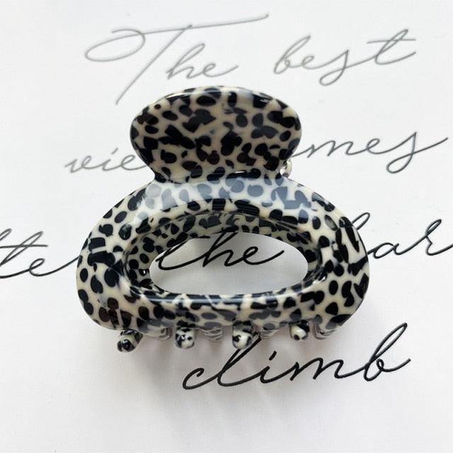 Sweet Mini Acetate Hair Clip for Women Girls Hair Claw Chic Barrettes Crab Hairpins Styling Claw Clips Fashion Hair Gorgeous Hair Accessories For Women